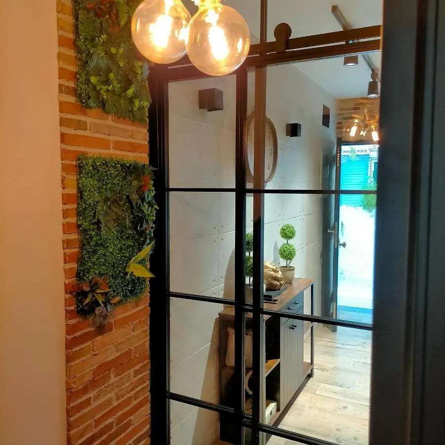 Carihuela Playa. Plaza Del Remo. Exclusivo Apartamento Al Lado Del Mar. Torremolinos Apartment