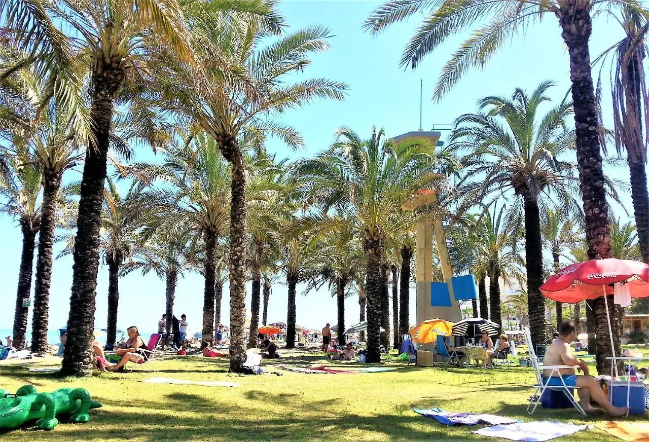 Carihuela Playa. Plaza Del Remo. Exclusivo Apartamento Al Lado Del Mar. Torremolinos İspanya